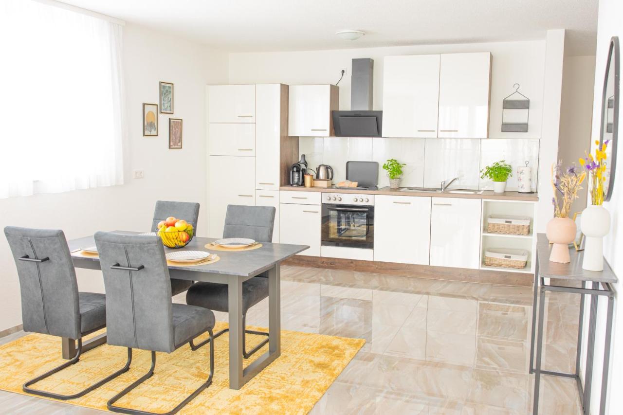 Ferienwohnung Auszeit In Radolfzell Radolfzell am Bodensee Exterior foto